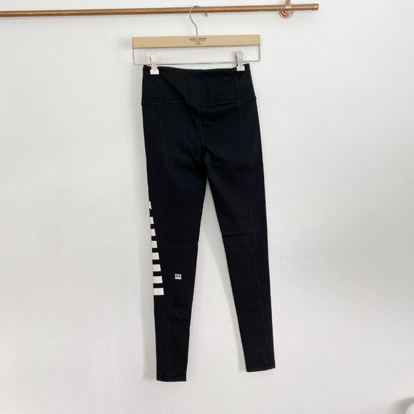Victoria's Secret SPORT VSX Knockout Leggings XS - Picture 2 of 2